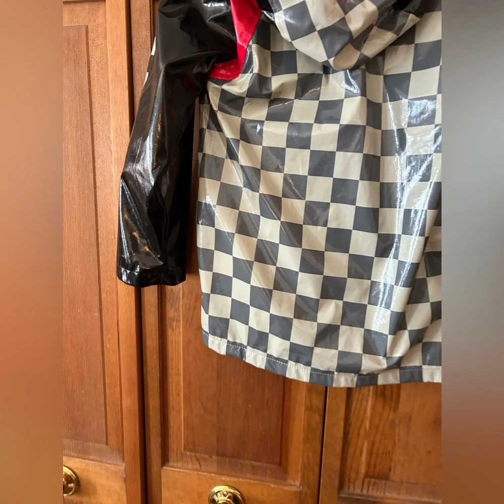 Disney/Pixar Boy’s Cars, Grey, Checked Lightning McQueen Raincoat, Approx. Sz M